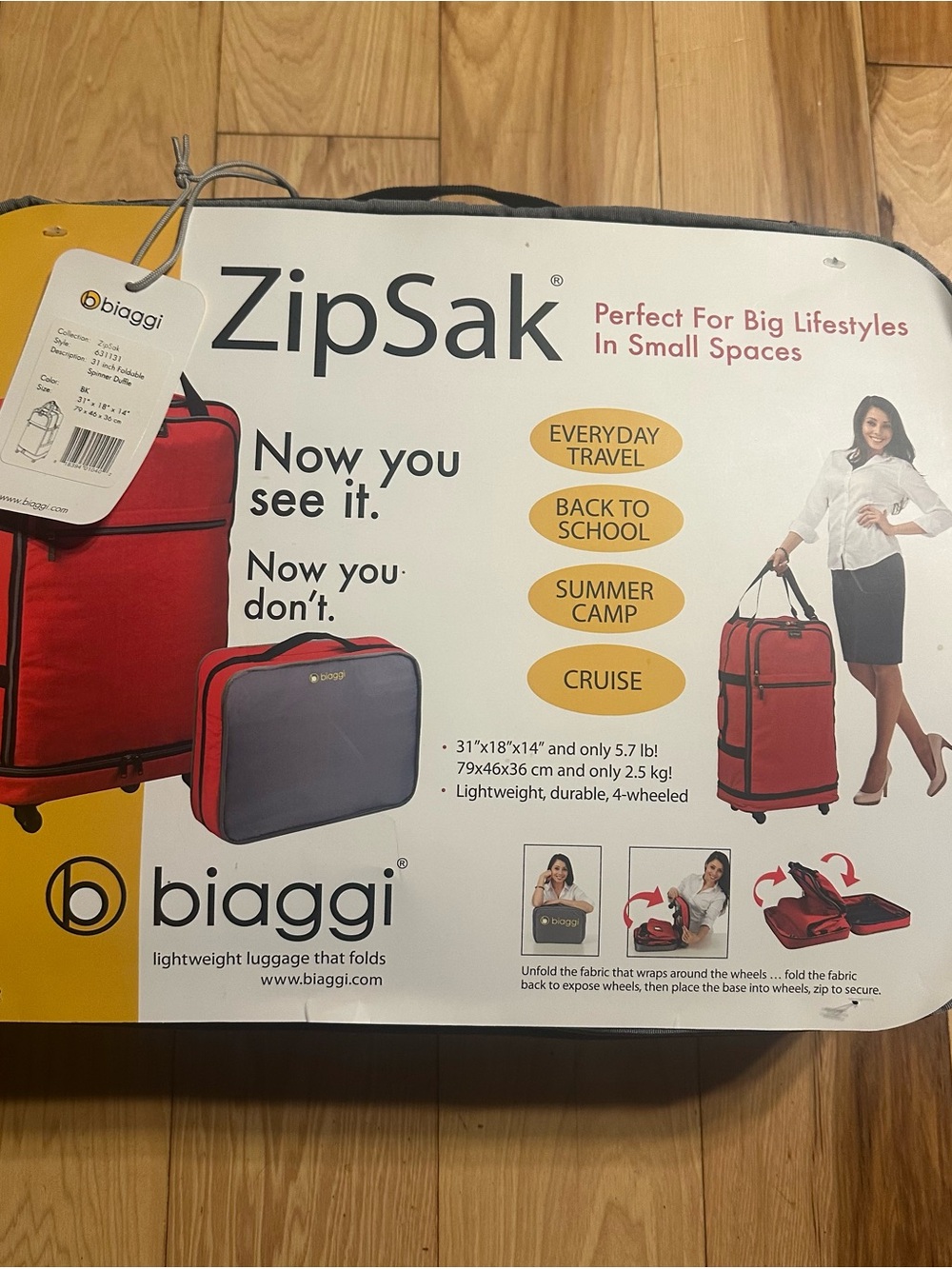 NWT ZipSak Red Travel Bag - Lightweight Foldable Luggage Black